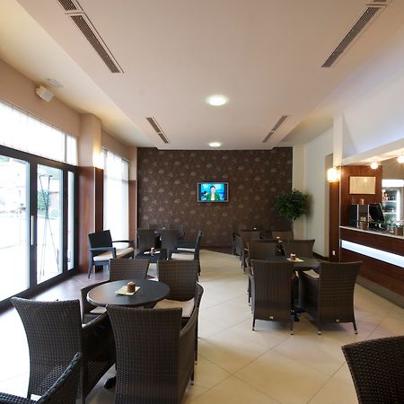 Hotel Fontana Buzet Εξωτερικό φωτογραφία