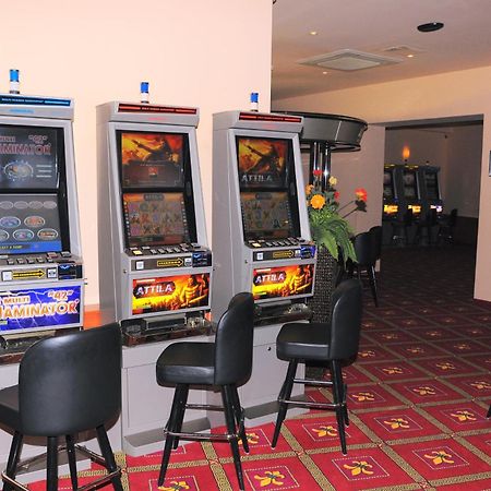 Hotel Fontana Buzet Εξωτερικό φωτογραφία