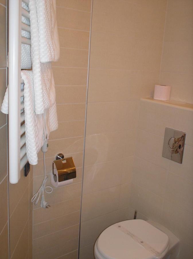Hotel Fontana Buzet Εξωτερικό φωτογραφία