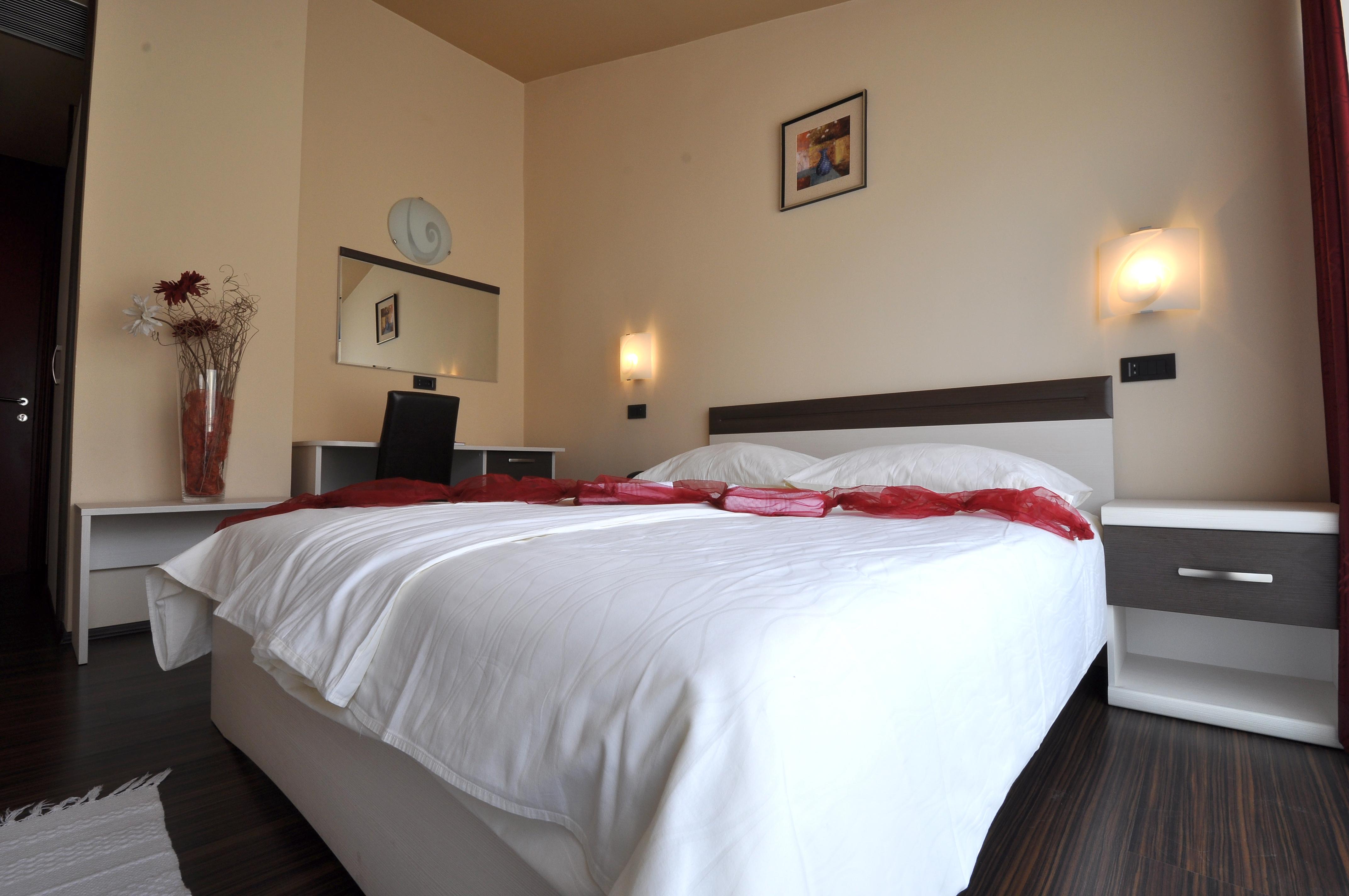 Hotel Fontana Buzet Εξωτερικό φωτογραφία
