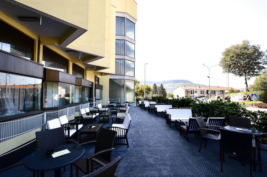 Hotel Fontana Buzet Εξωτερικό φωτογραφία